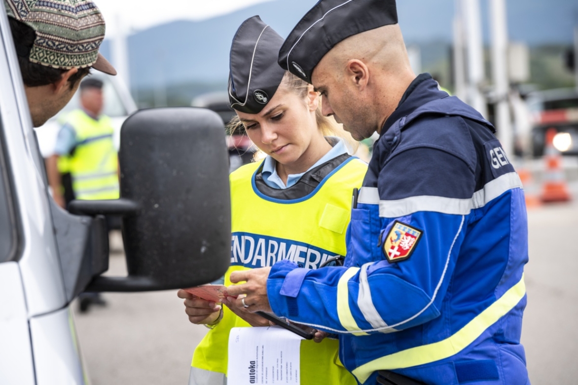 Omondo société - cyber harcèlement de la veuve d'un gendarme tué : une enquête ouverte